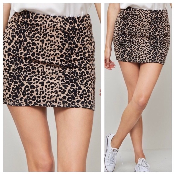 LAST 1️⃣❗️Leopard Print Mini Skirt - Picture 2 of 4